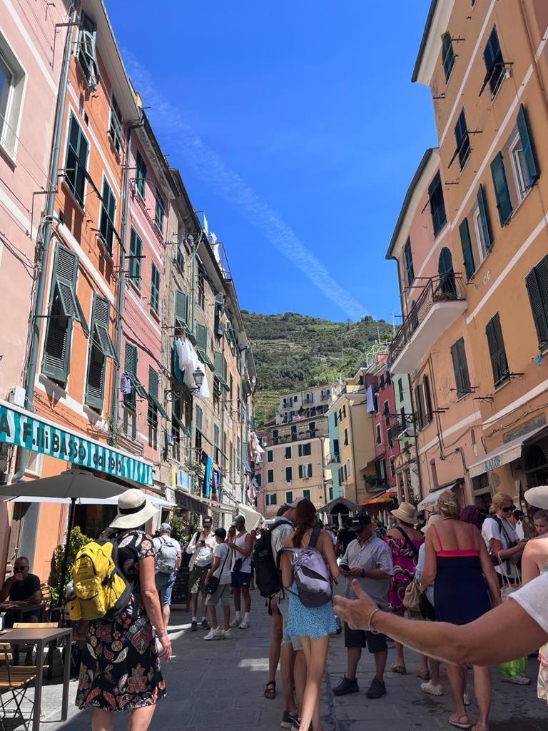 Ferienwohnung Casa Daisy La Spezia Exterior foto
